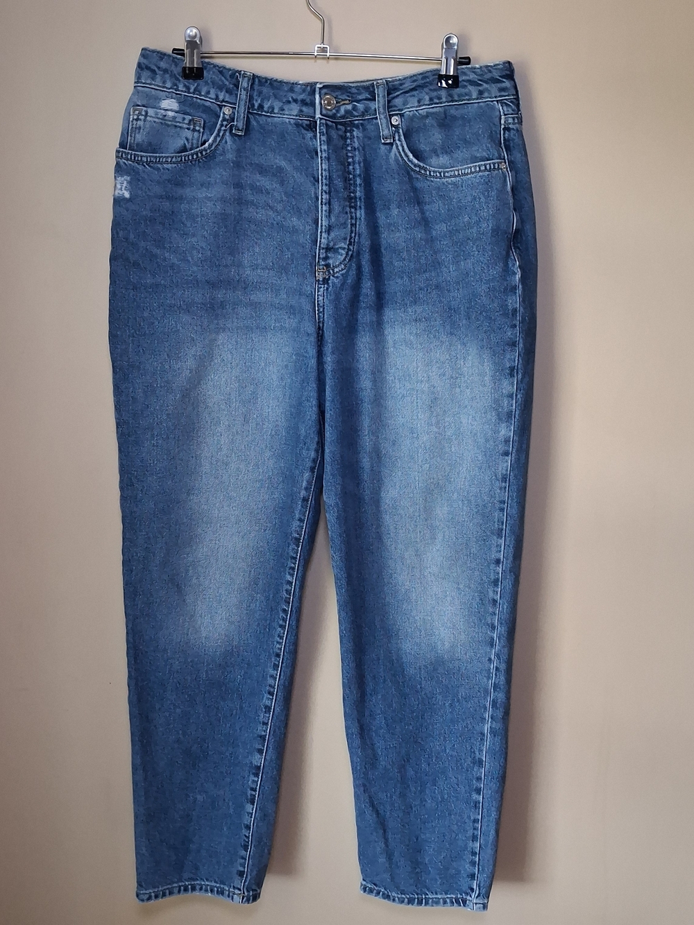 Forever 21 Women’s Button Fly Mom Jeans; Size 29